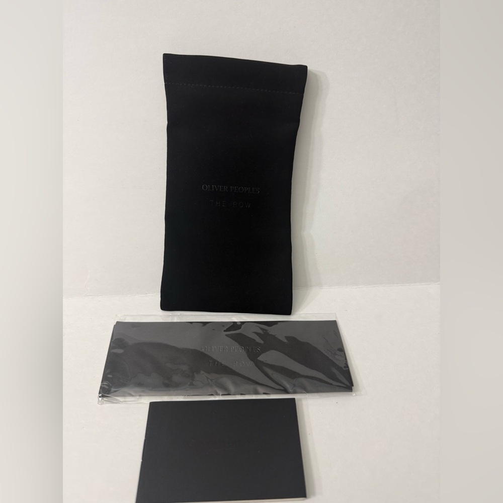 Oliver Peoples Black sunglasses case  Eyewear Pouch Set